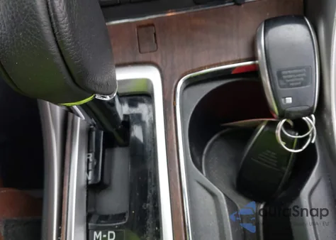 2019 Subaru Ascent Touring z USA, uszkodzony, nr VIN 4S4WMARD1K3406991